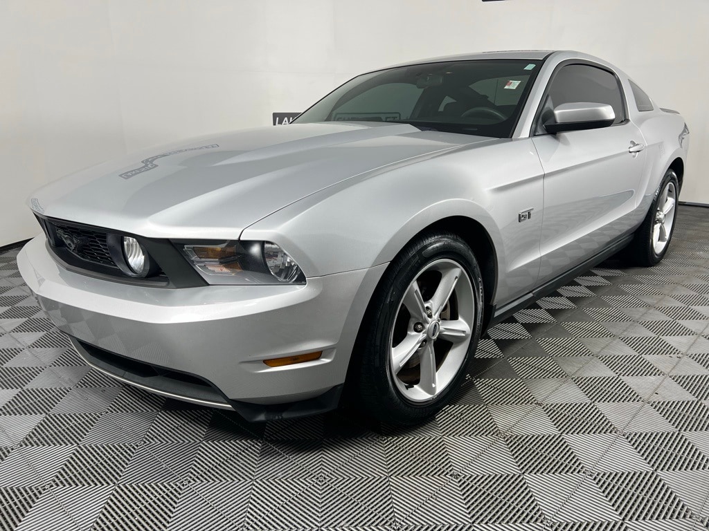 Used 2010 Ford Mustang GT with VIN 1ZVBP8CH4A5136735 for sale in Warsaw, IN