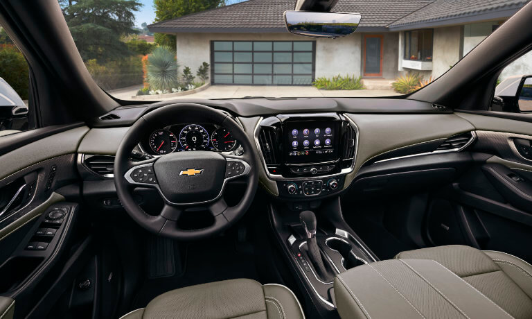 2022 Chevy Traverse Interior front view