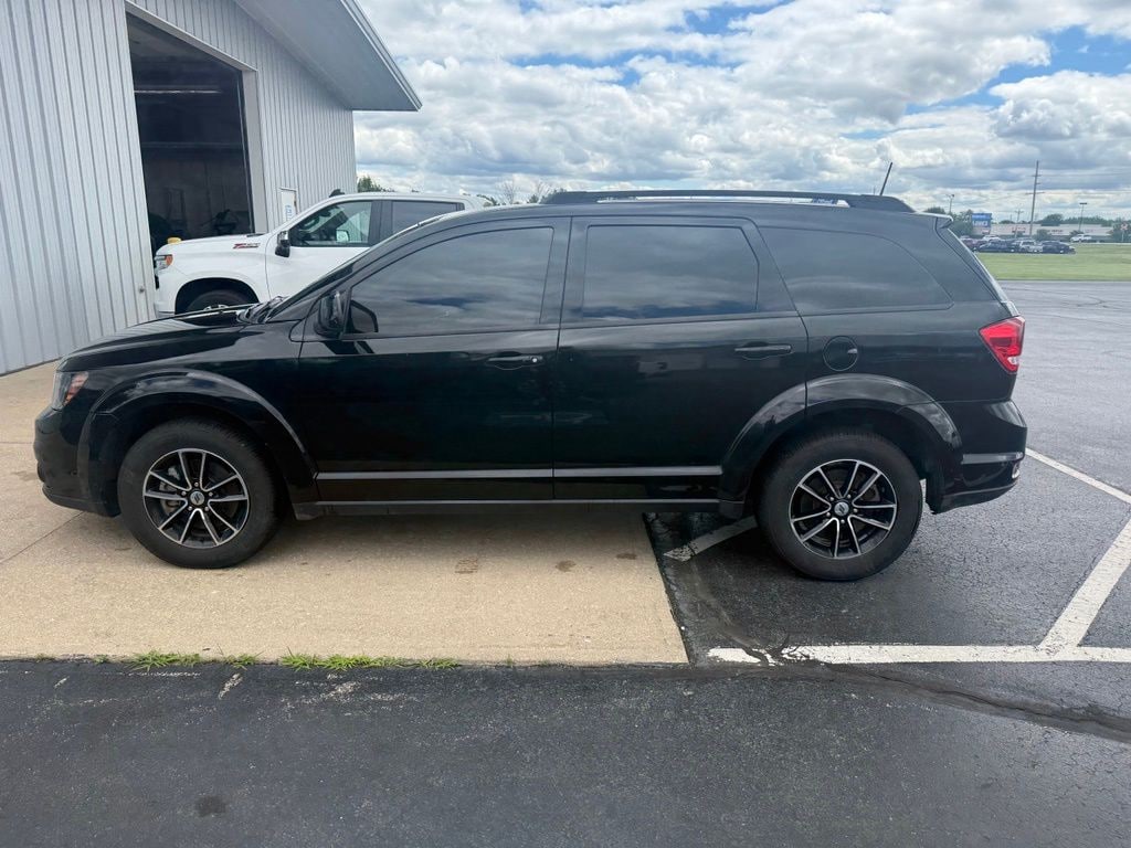 Used 2019 Dodge Journey SE SUV