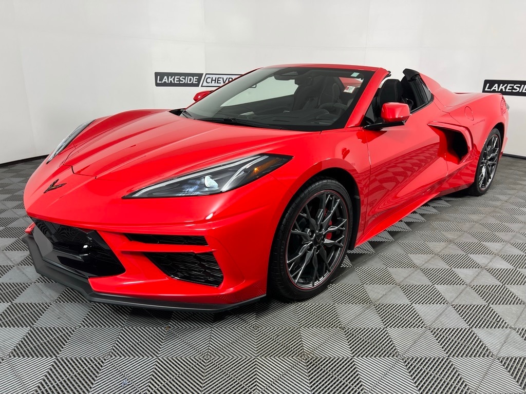 Used 2024 Chevrolet Corvette 2LT with VIN 1G1YB3D47R5127736 for sale in Warsaw, IN