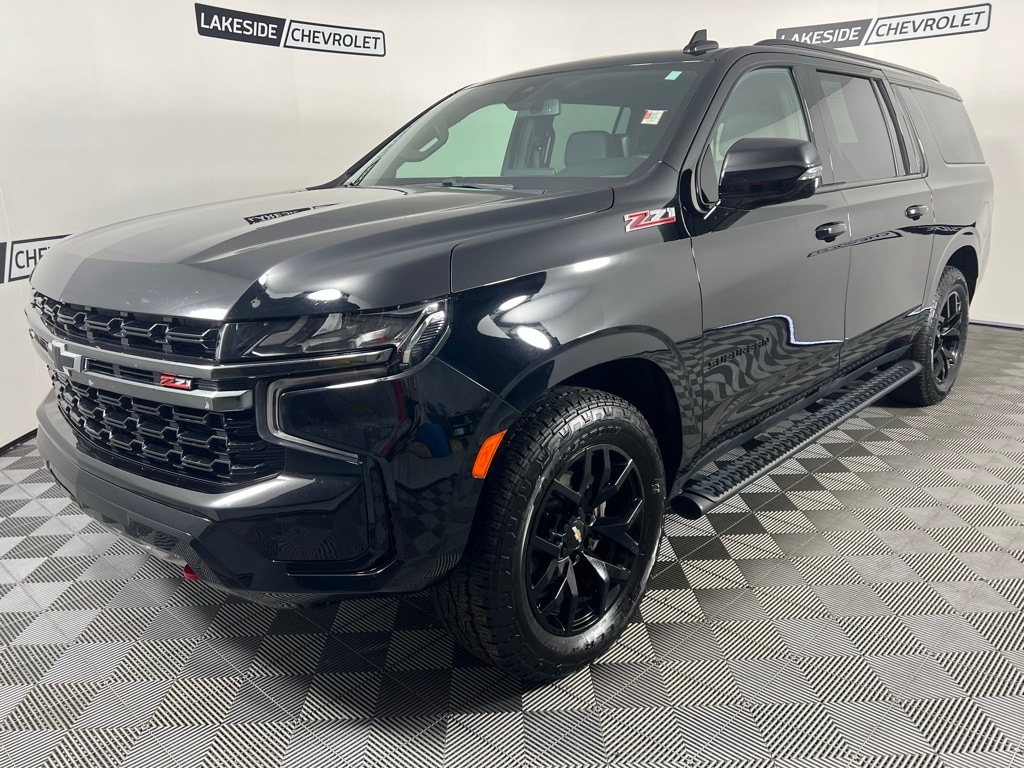 Used 2022 Chevrolet Suburban Z71 with VIN 1GNSKDKL6NR103287 for sale in Warsaw, IN