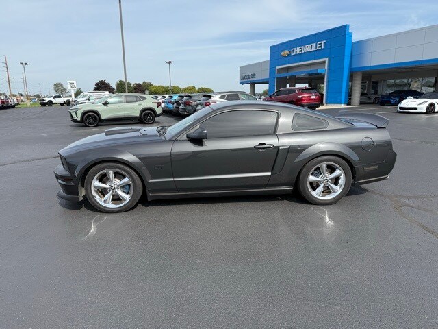 2008 Ford Mustang GT photo 2