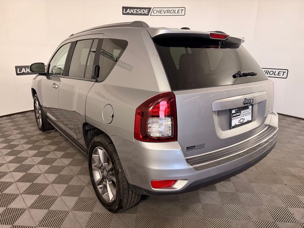 Used 2016 Jeep Compass Latitude SUV