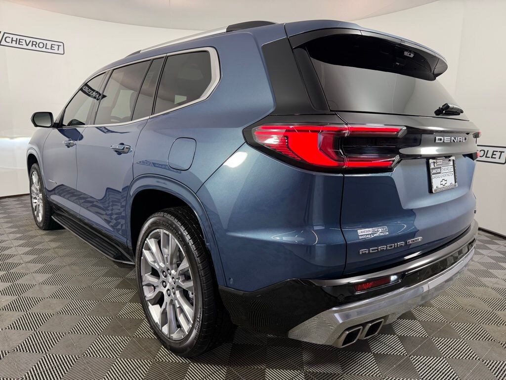 Used 2025 GMC Acadia Denali SUV