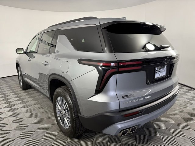 2026 Chevrolet Traverse photo 3