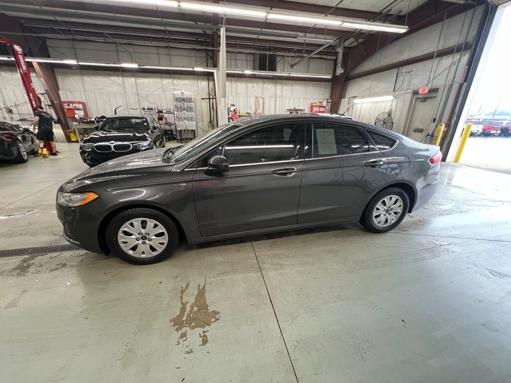 Used 2019 Ford Fusion S with VIN 3FA6P0G77KR276256 for sale in Warsaw, IN