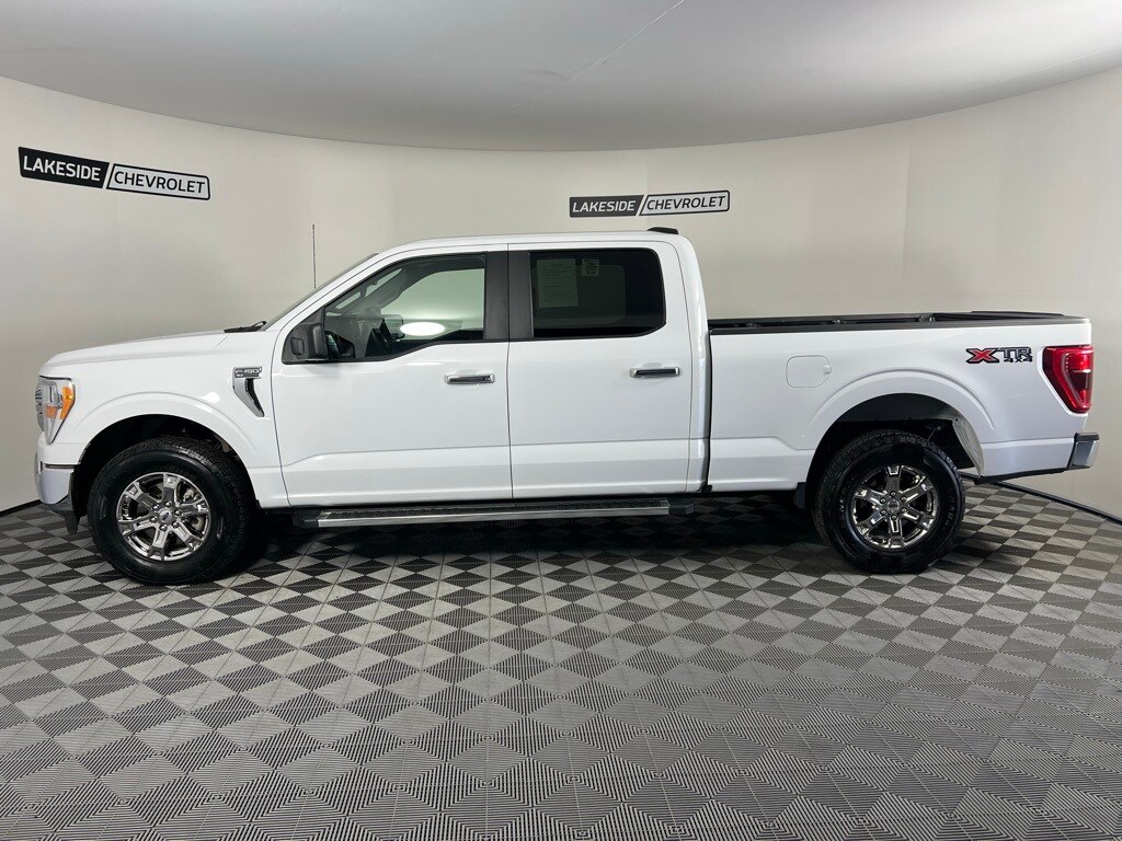 2022 Ford F-150 XLT photo 2