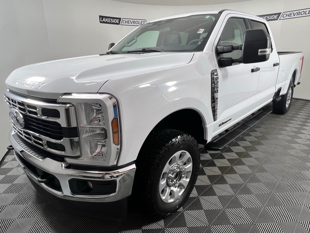 Used 2024 Ford F-250 Super Duty XLT with VIN 1FT7W2BT3RED22678 for sale in Warsaw, IN