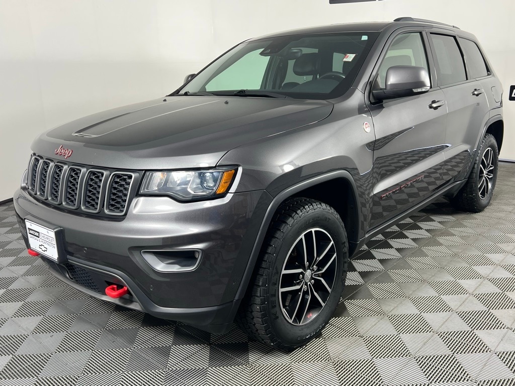 Used 2017 Jeep Grand Cherokee Trailhawk with VIN 1C4RJFLT8HC955037 for sale in Warsaw, IN