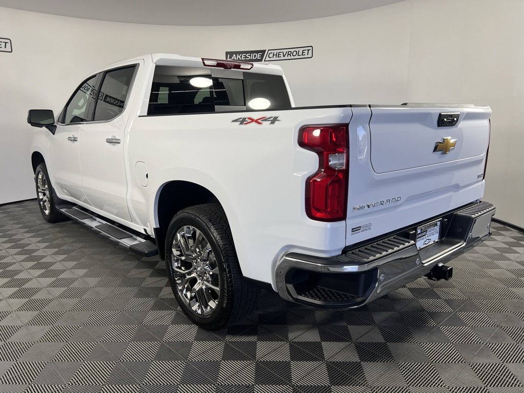 2026 Chevrolet Silverado 1500 LTZ photo 3