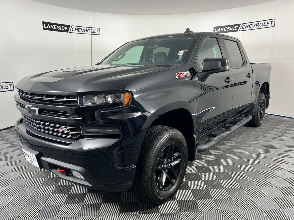 Used 2020 Chevrolet Silverado 1500 LT Trail Boss with VIN 3GCPYFED4LG192528 for sale in Warsaw, IN