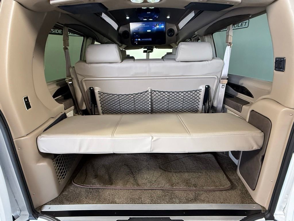 2026 Chevrolet Express Cargo Work Van - Photo 17