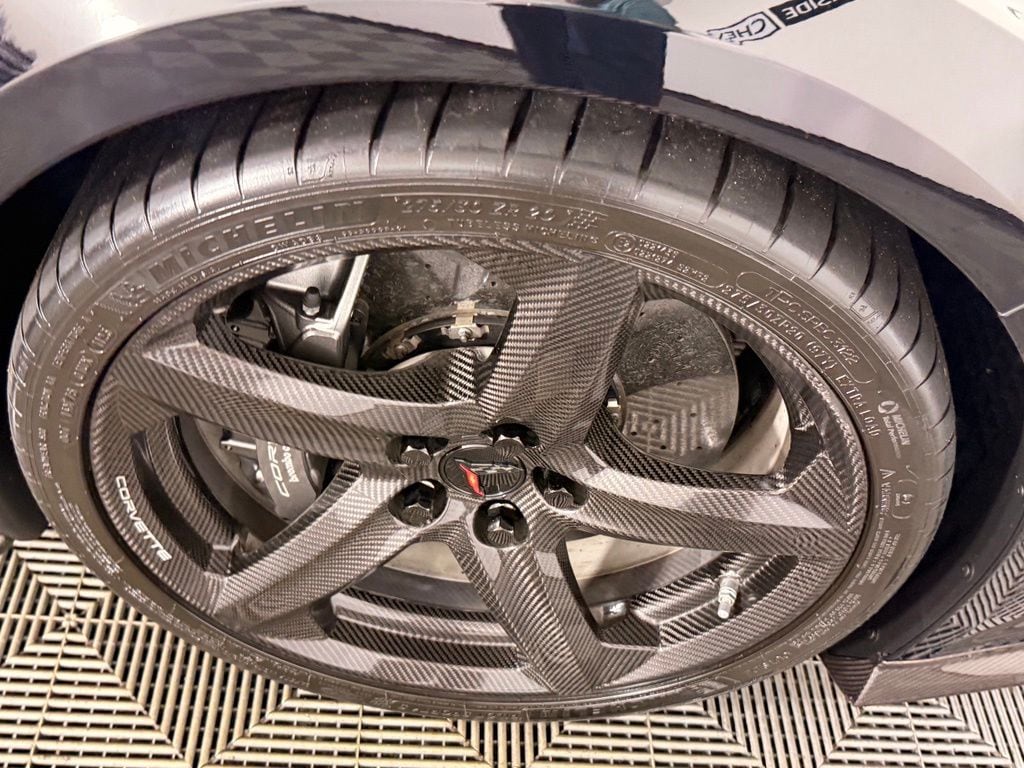2023 Chevrolet Corvette 3LZ - Photo 16