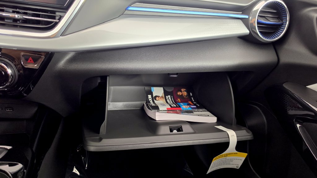 2026 Chevrolet Trax LT - Photo 39