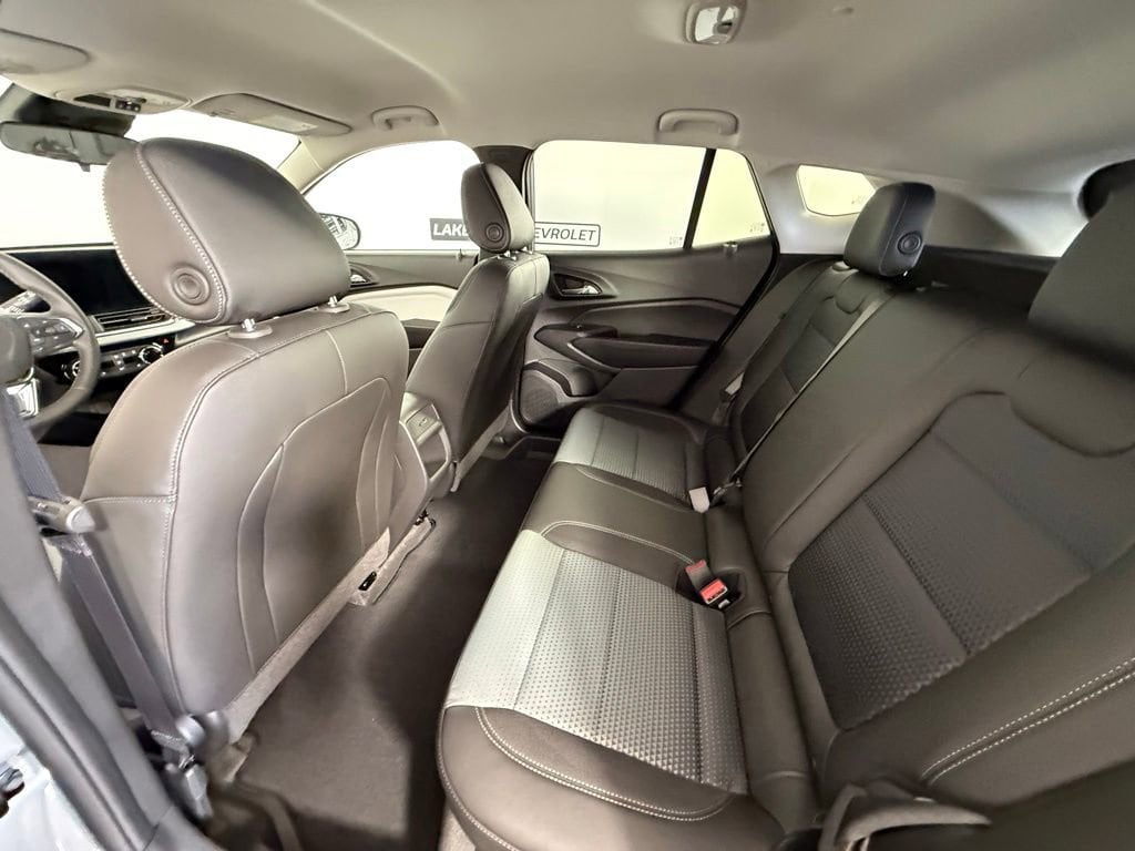 2026 Chevrolet Trax LT - Photo 13