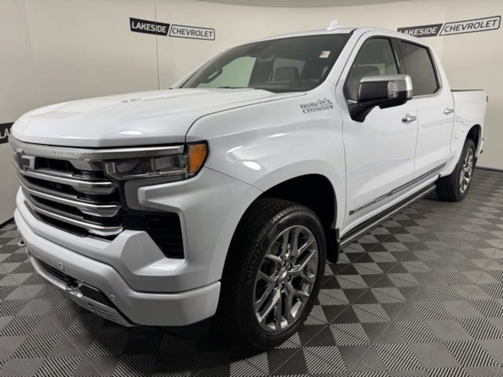 New 2026 Chevrolet Silverado 1500 High Country Truck