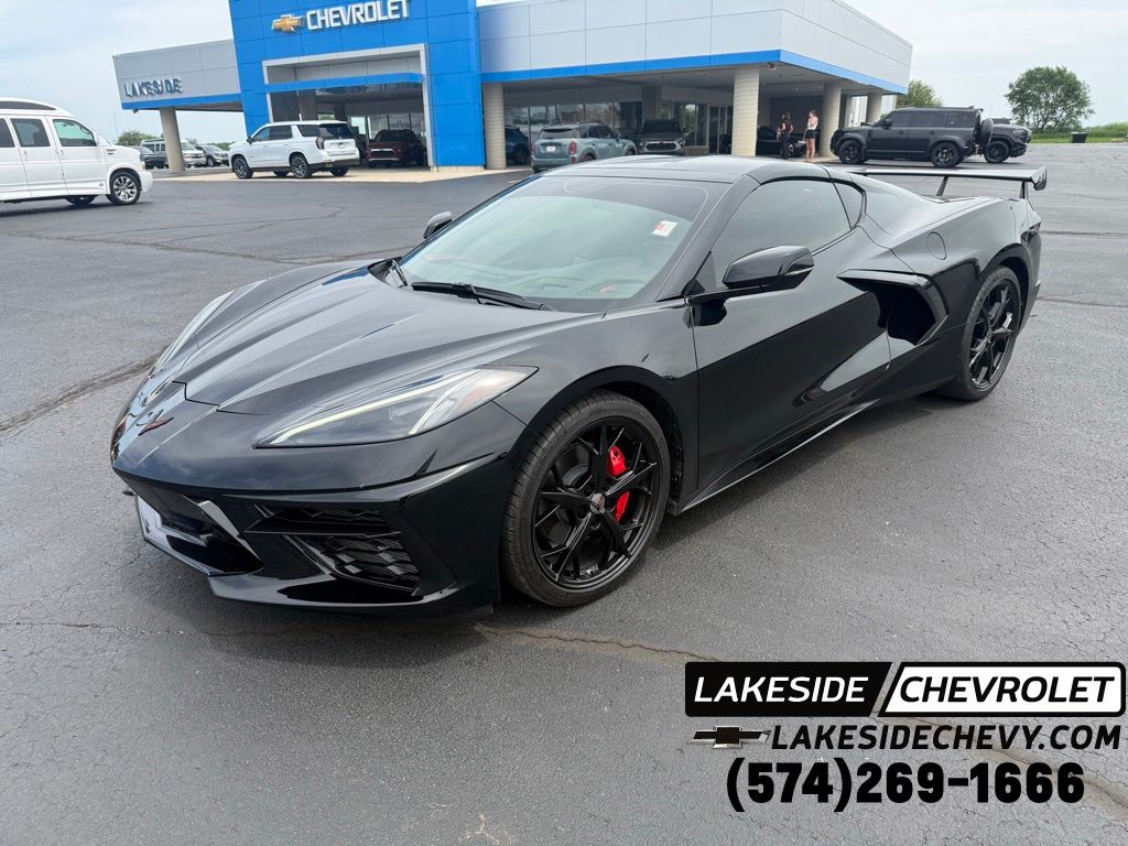 2020 Chevrolet Corvette Stingray Coupe 3LT's photo
