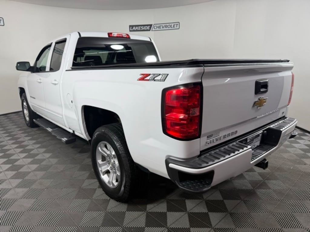 Used 2018 Chevrolet Silverado 1500 LT LT2 Truck
