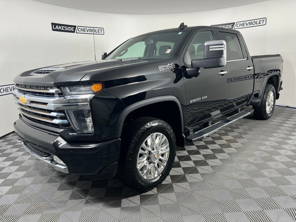 Used 2022 Chevrolet Silverado 2500HD High Country with VIN 2GC1YREY6N1237989 for sale in Warsaw, IN