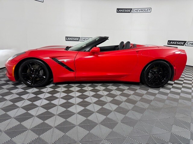 2016 Chevrolet Corvette Stingray 2LT photo 3