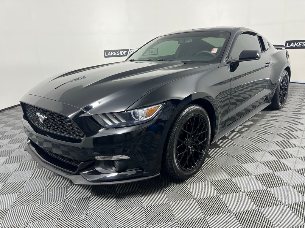 Used 2015 Ford Mustang EcoBoost with VIN 1FA6P8TH4F5407424 for sale in Warsaw, IN