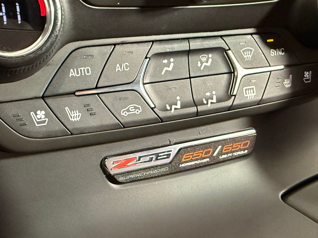 2016 Chevrolet Corvette 3LZ - Photo 27