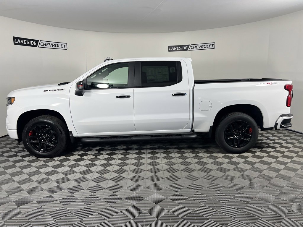 2026 Chevrolet Silverado 1500 RST photo 2