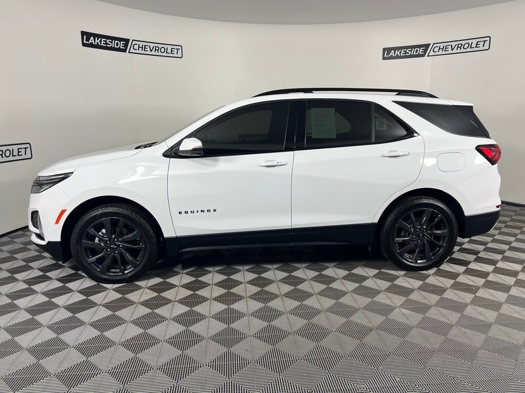 2022 Chevrolet Equinox RS photo 2