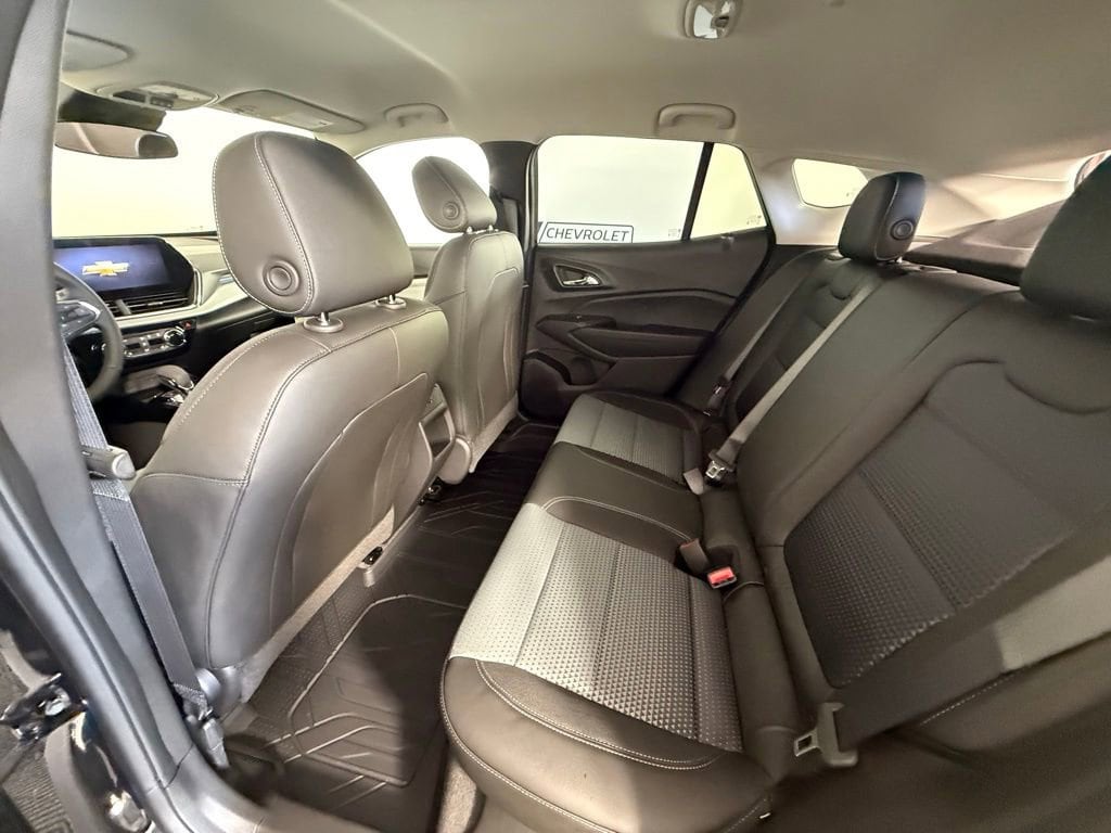 2026 Chevrolet Trax LT - Photo 14