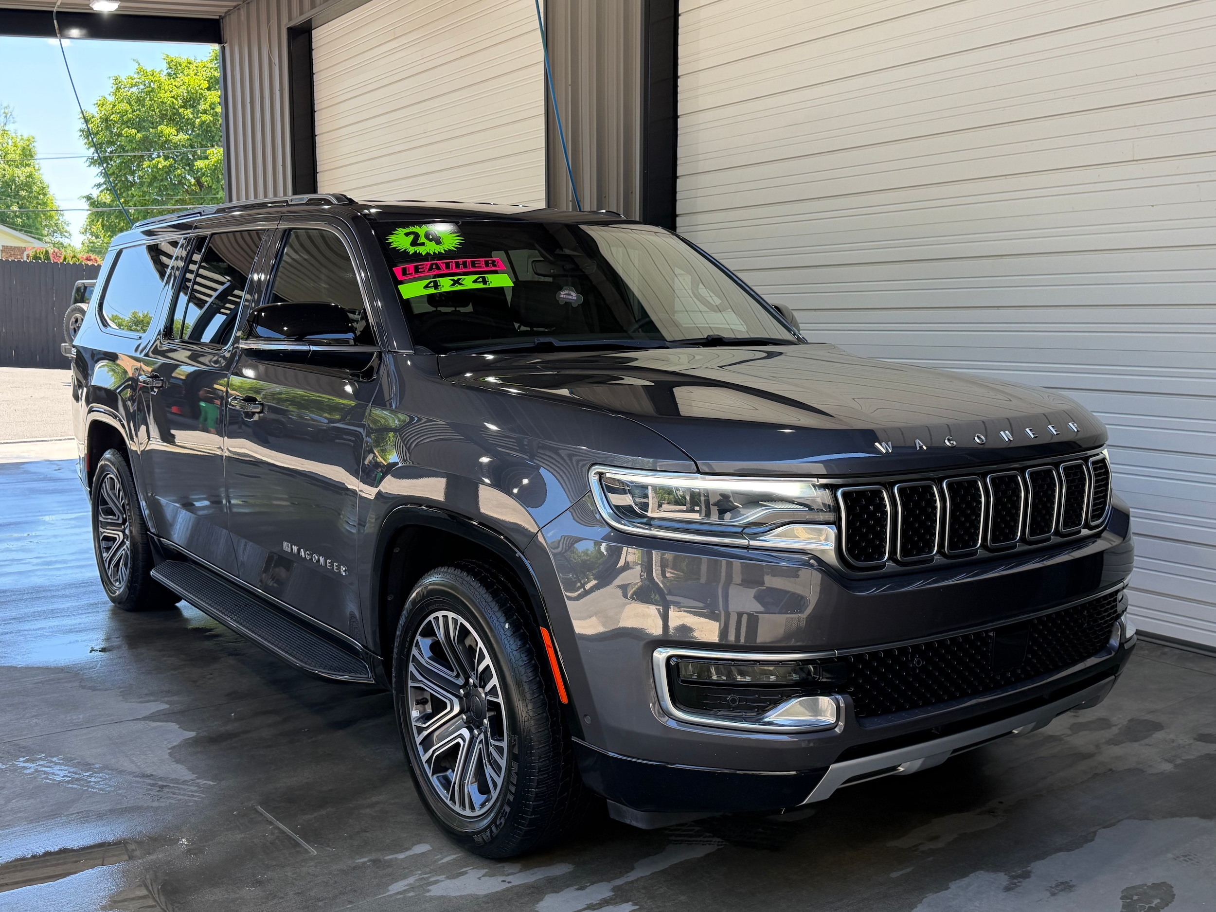 2024 Jeep Wagoneer L Series II 4WD's photo