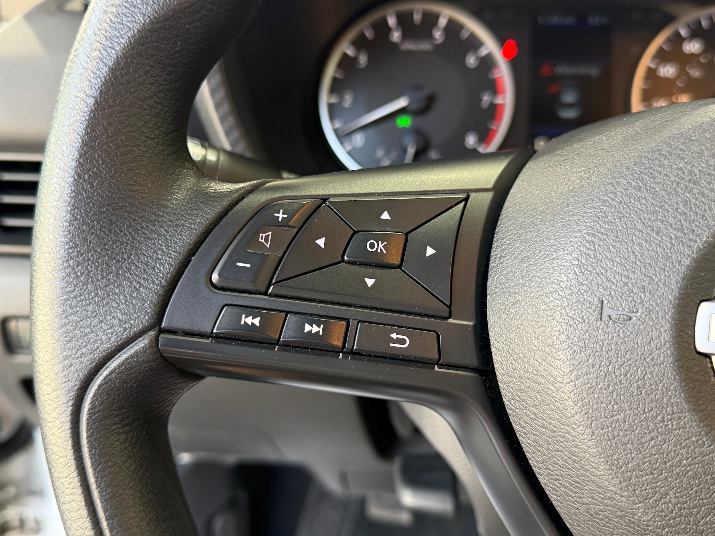 2024 Nissan Sentra S - Photo 14