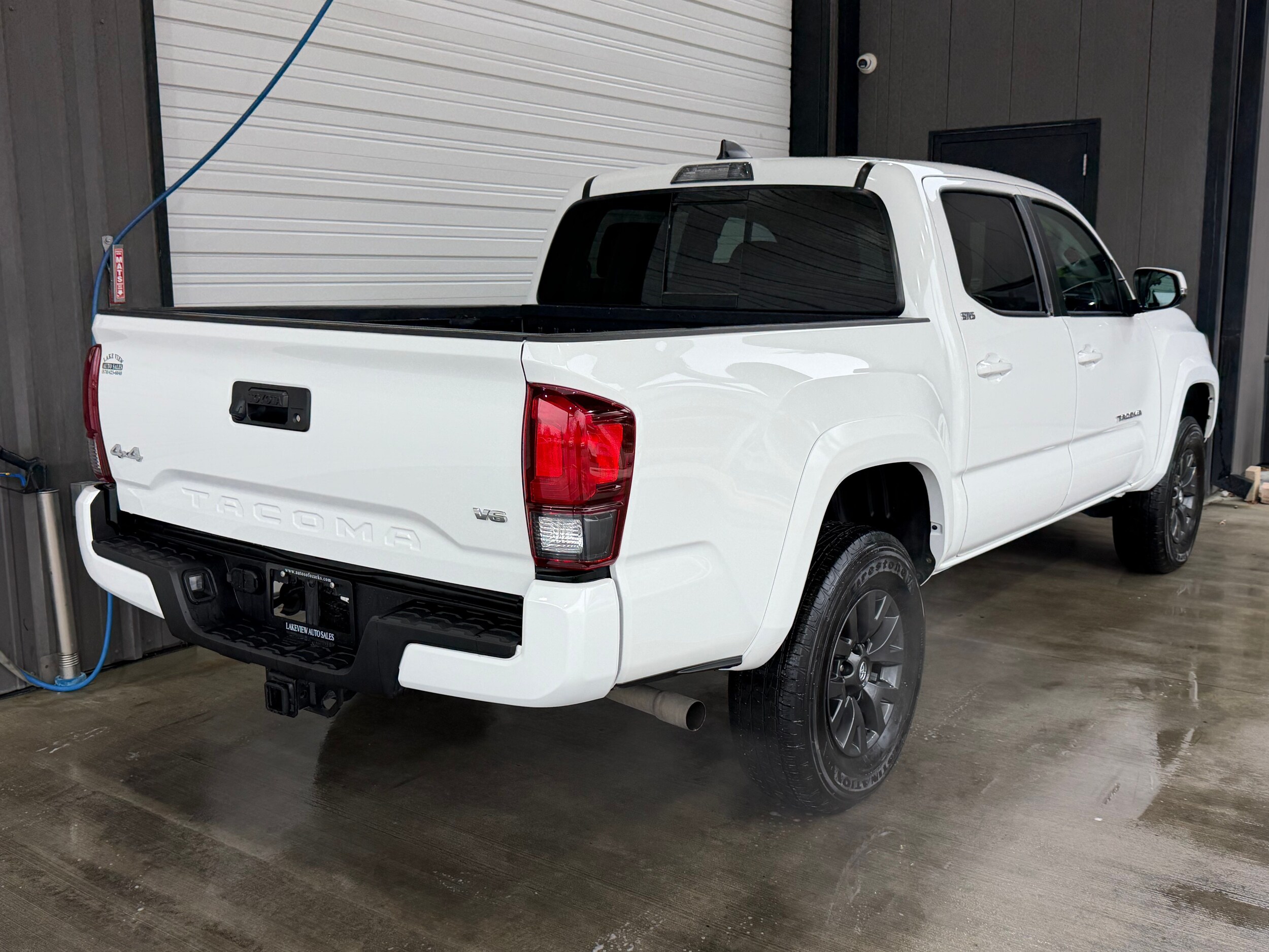 2023 Toyota Tacoma SR V6 photo 3