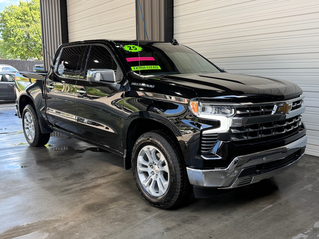 Used 2025 Chevrolet Silverado 1500 LTZ Truck Crew Cab