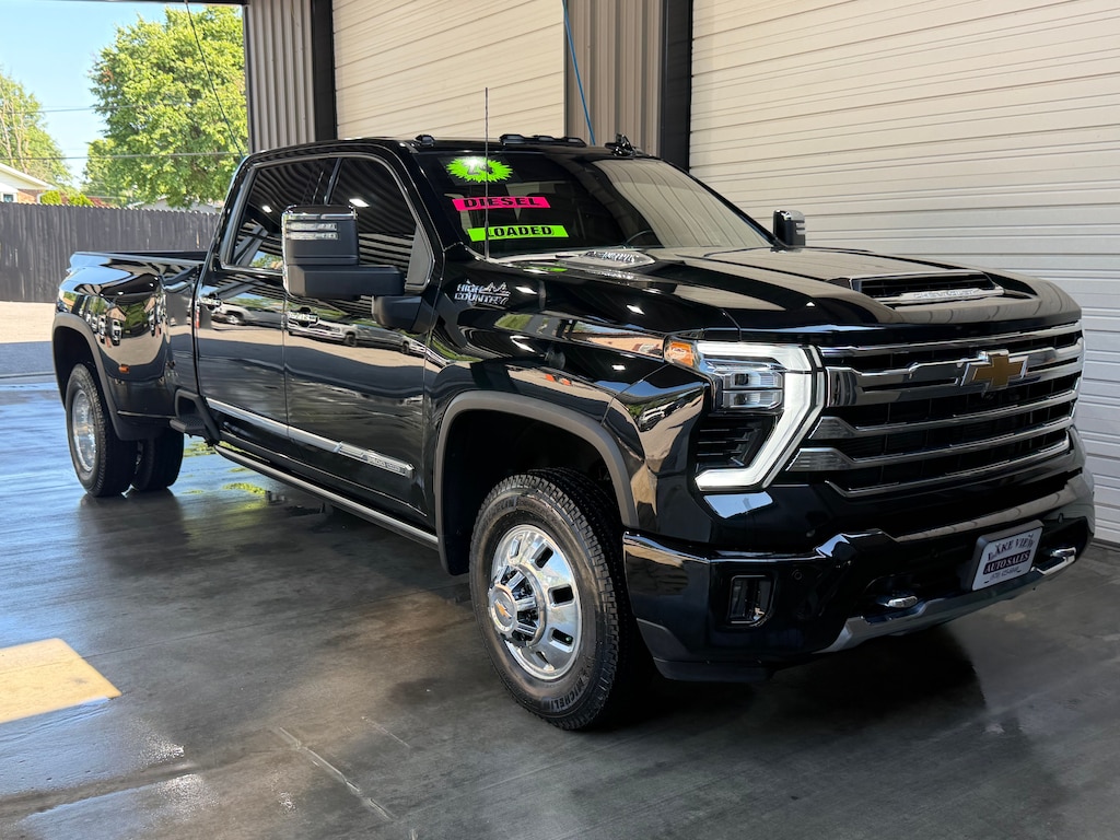 Used 2024 Chevrolet Silverado 3500 HD High Country Truck Crew Cab