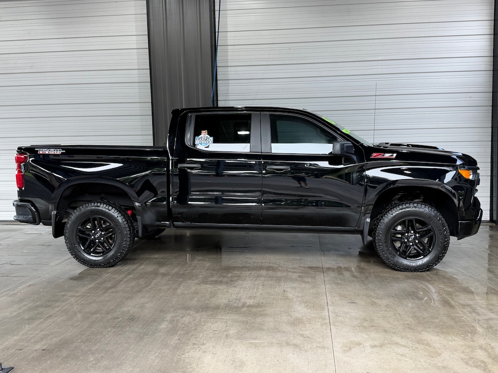 Used 2024 Chevrolet Silverado 1500 Custom Trail Boss Truck Crew Cab