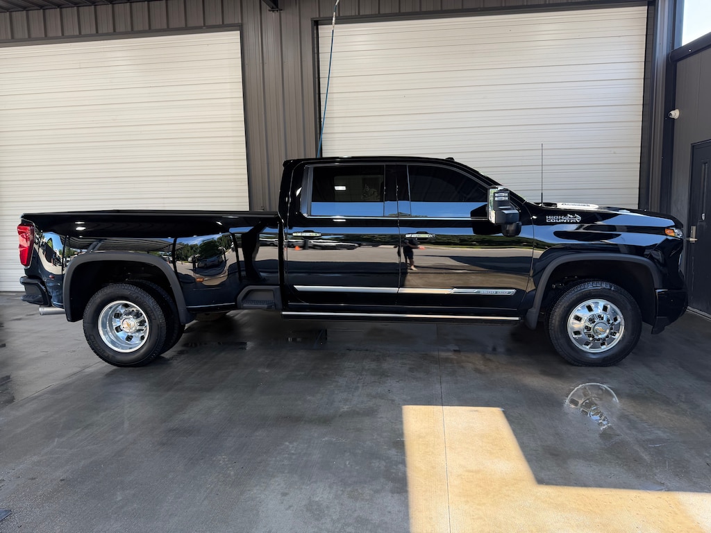 Used 2024 Chevrolet Silverado 3500 HD High Country Truck Crew Cab