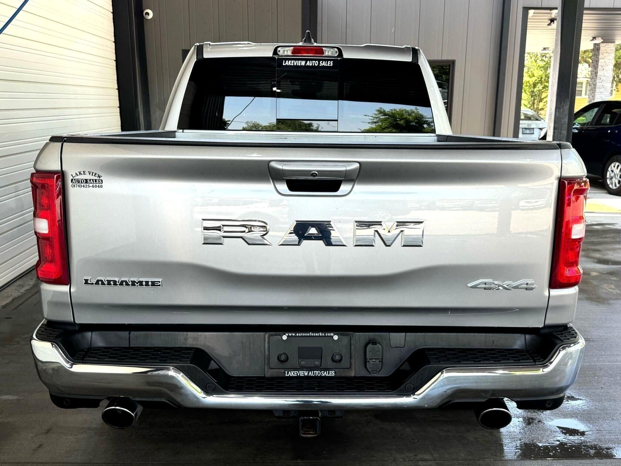 2025 Ram 1500 Laramie photo 4
