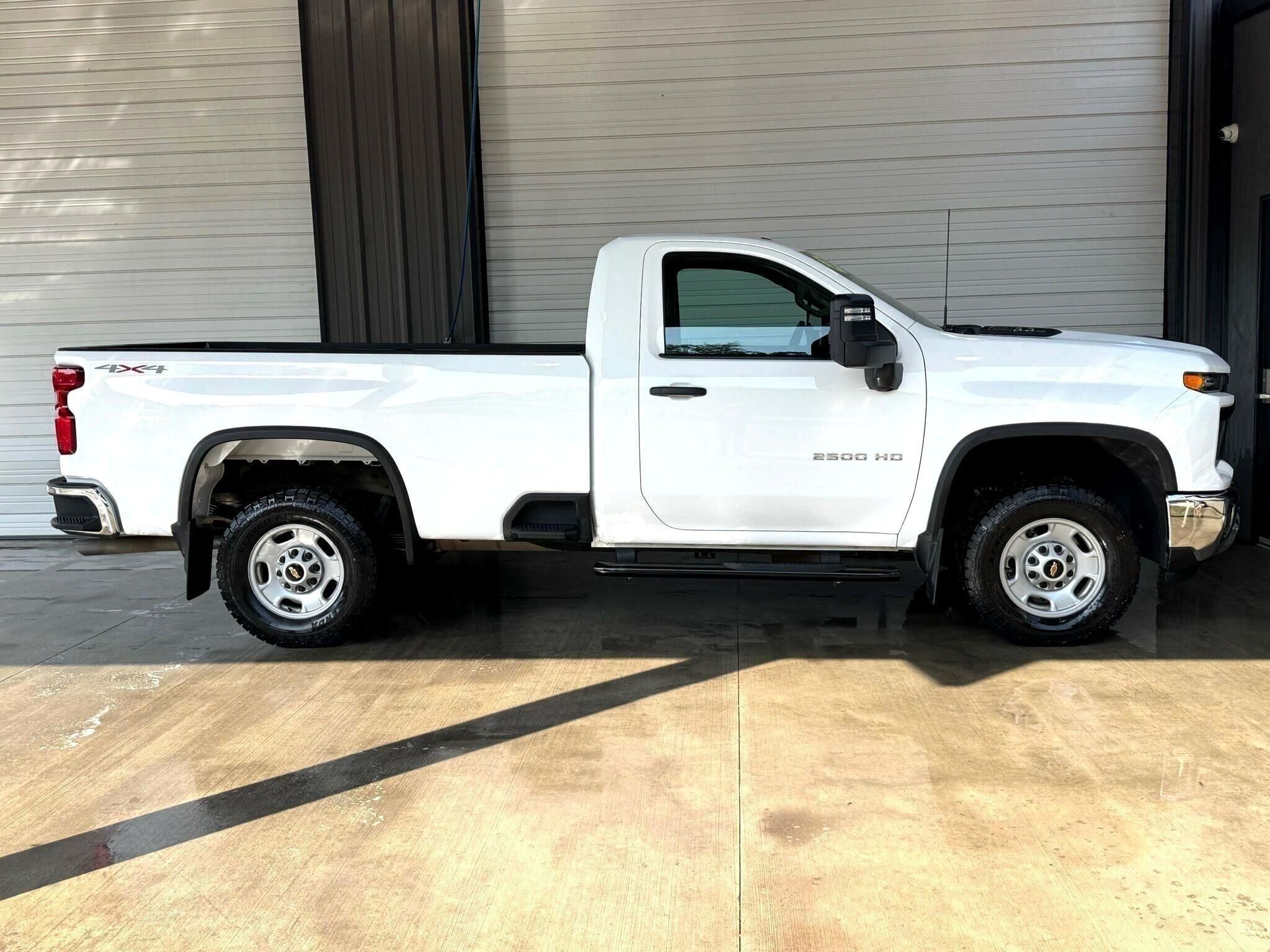 2024 Chevrolet Silverado 2500HD Work Truck photo 2