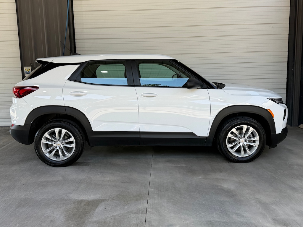 Used 2023 Chevrolet Trailblazer LS SUV
