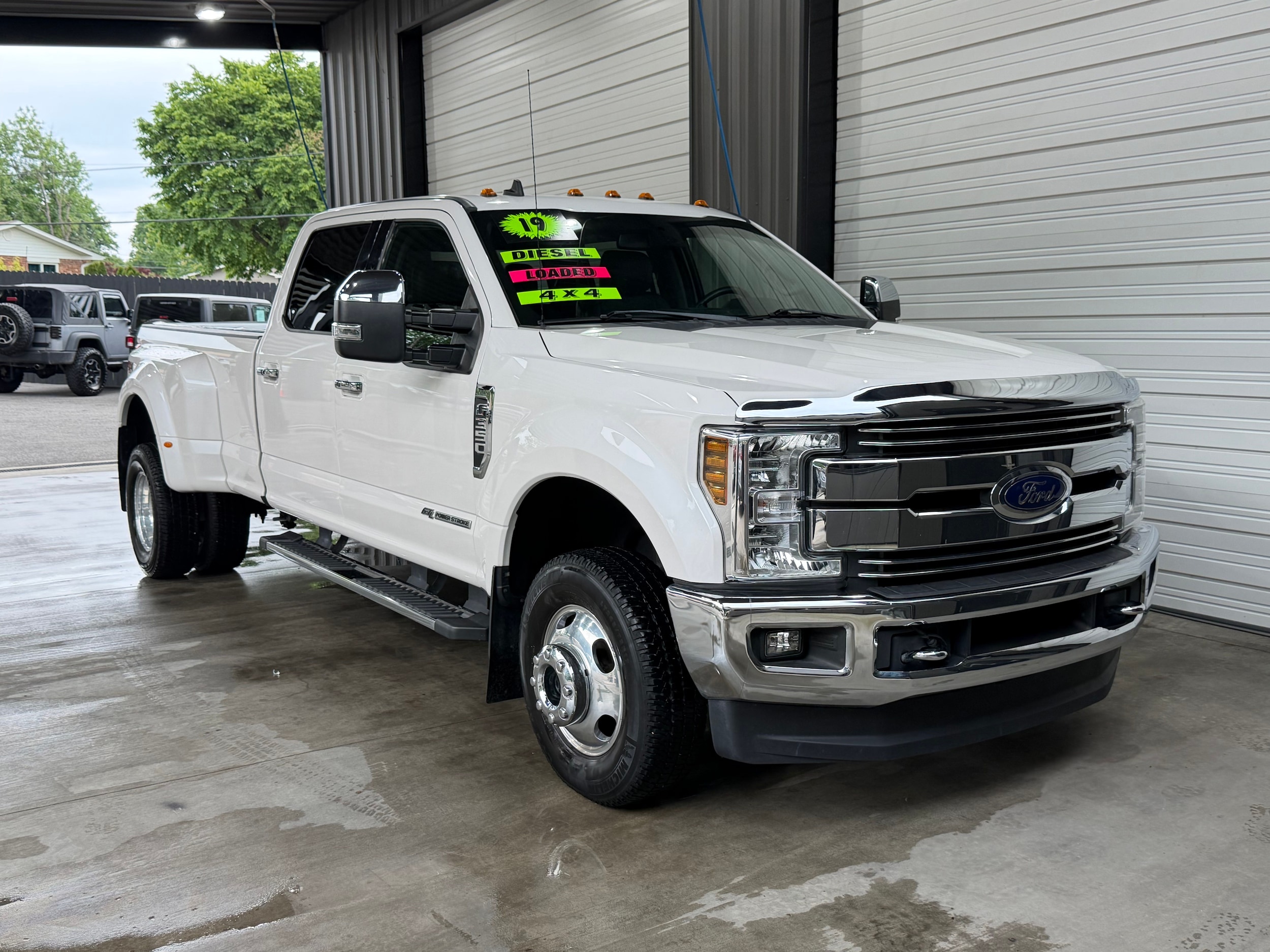 2019 Ford F-350 Lariat 4x4 Crew Cab 8' Box DRW's photo