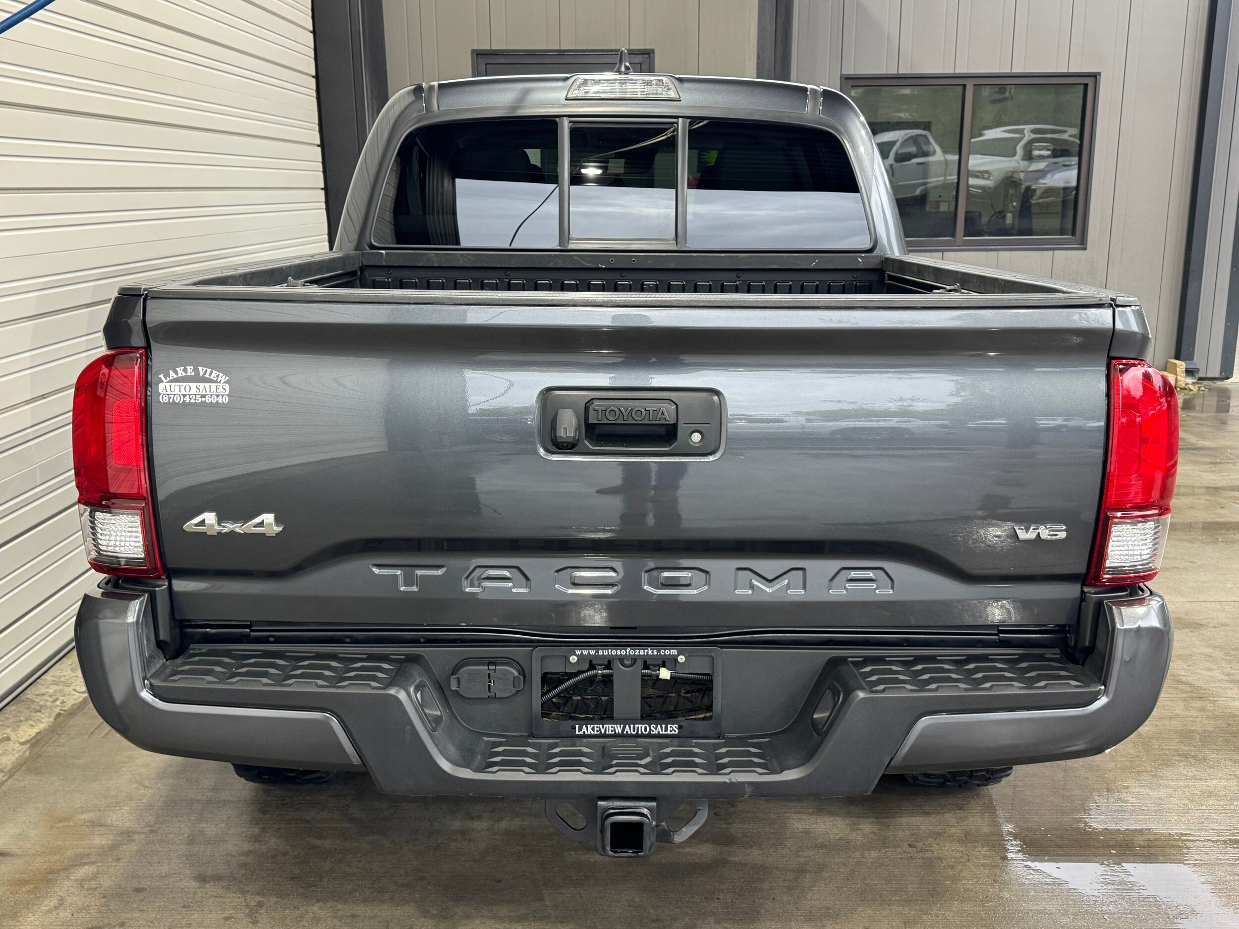 2023 Toyota Tacoma V6 photo 4