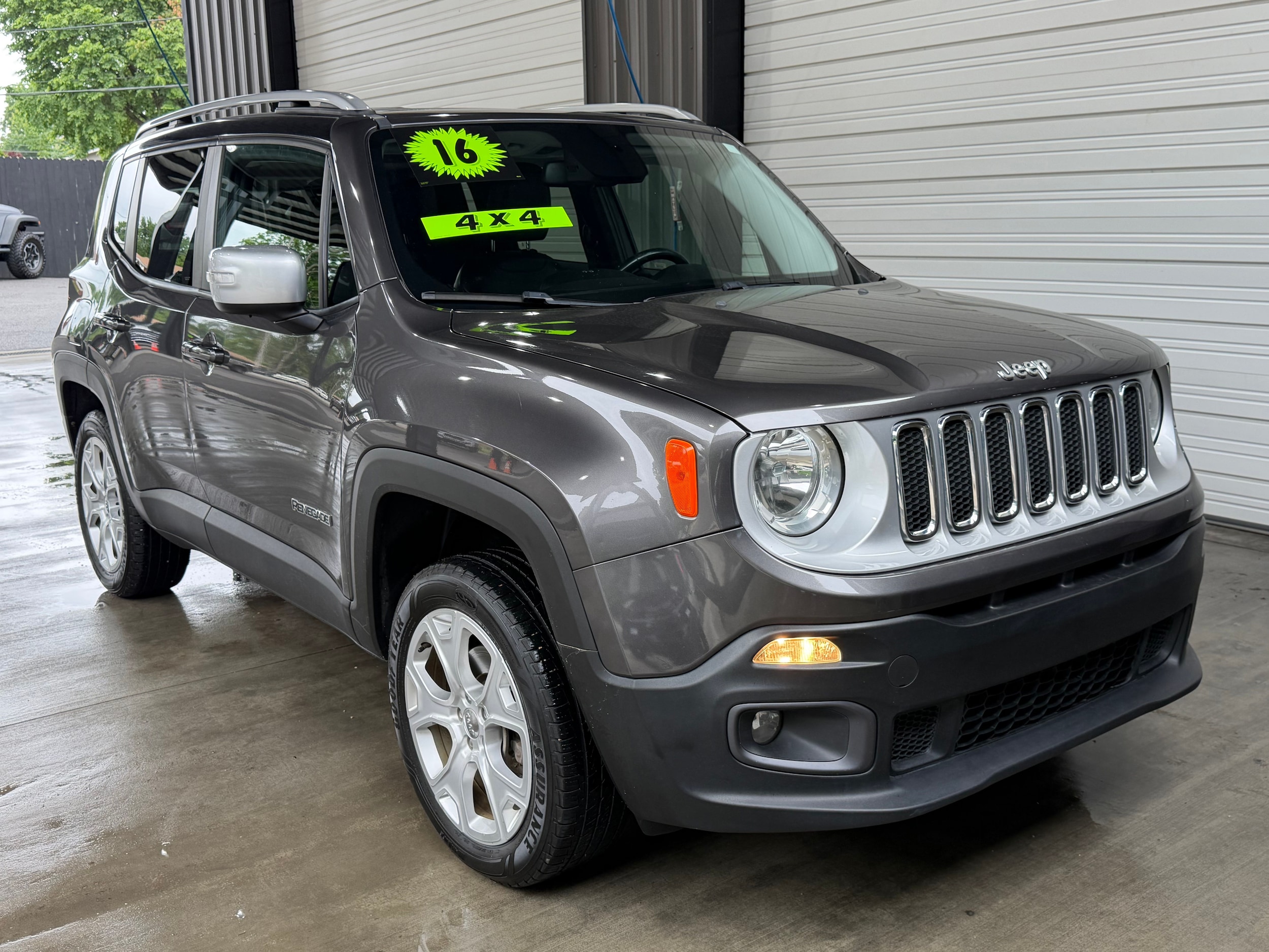 2016 Jeep Renegade Limited 4x4's photo