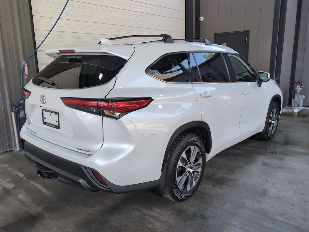 Used 2022 Toyota Highlander XLE SUV