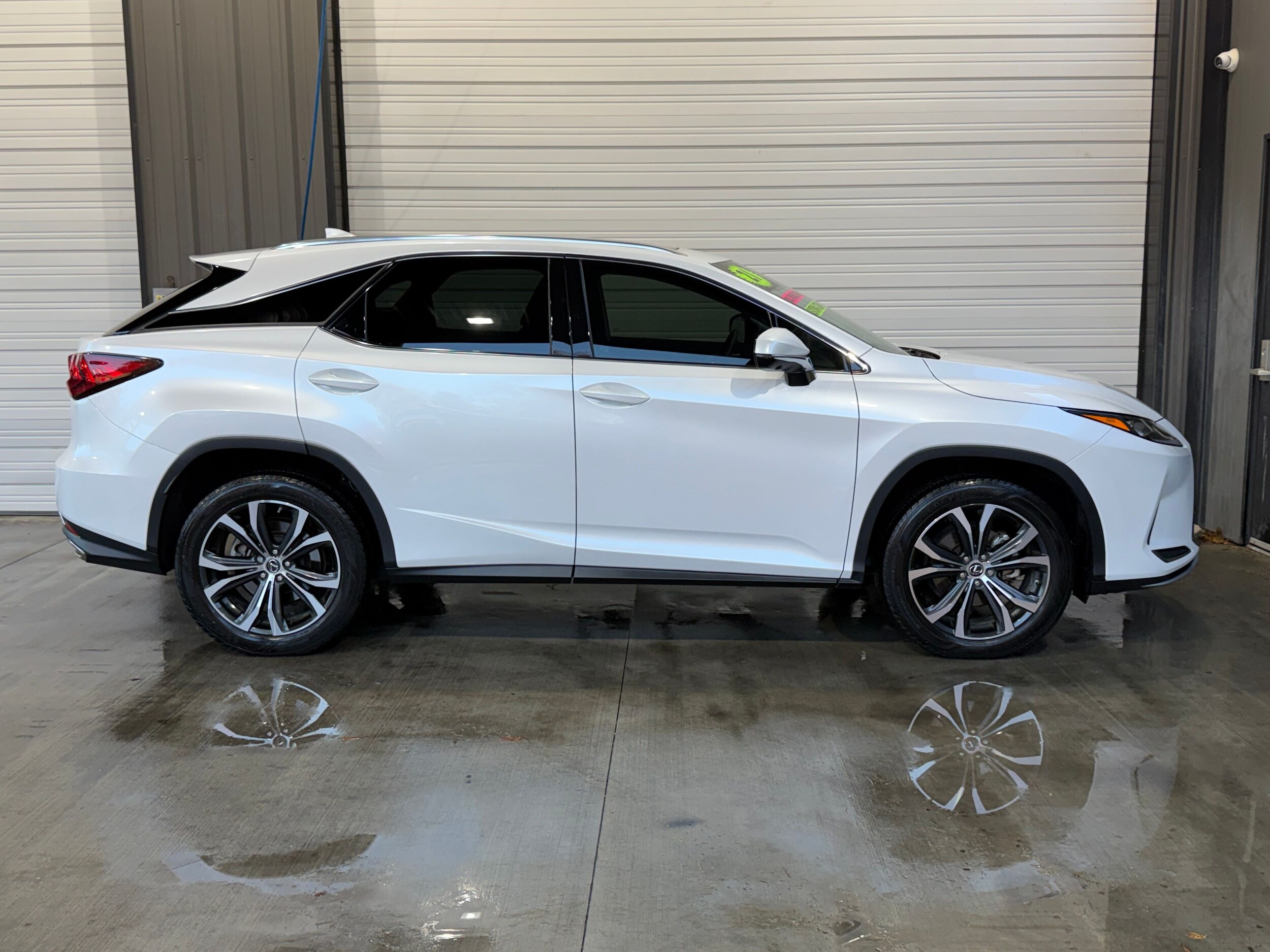 2021 Lexus RX 350 photo 2