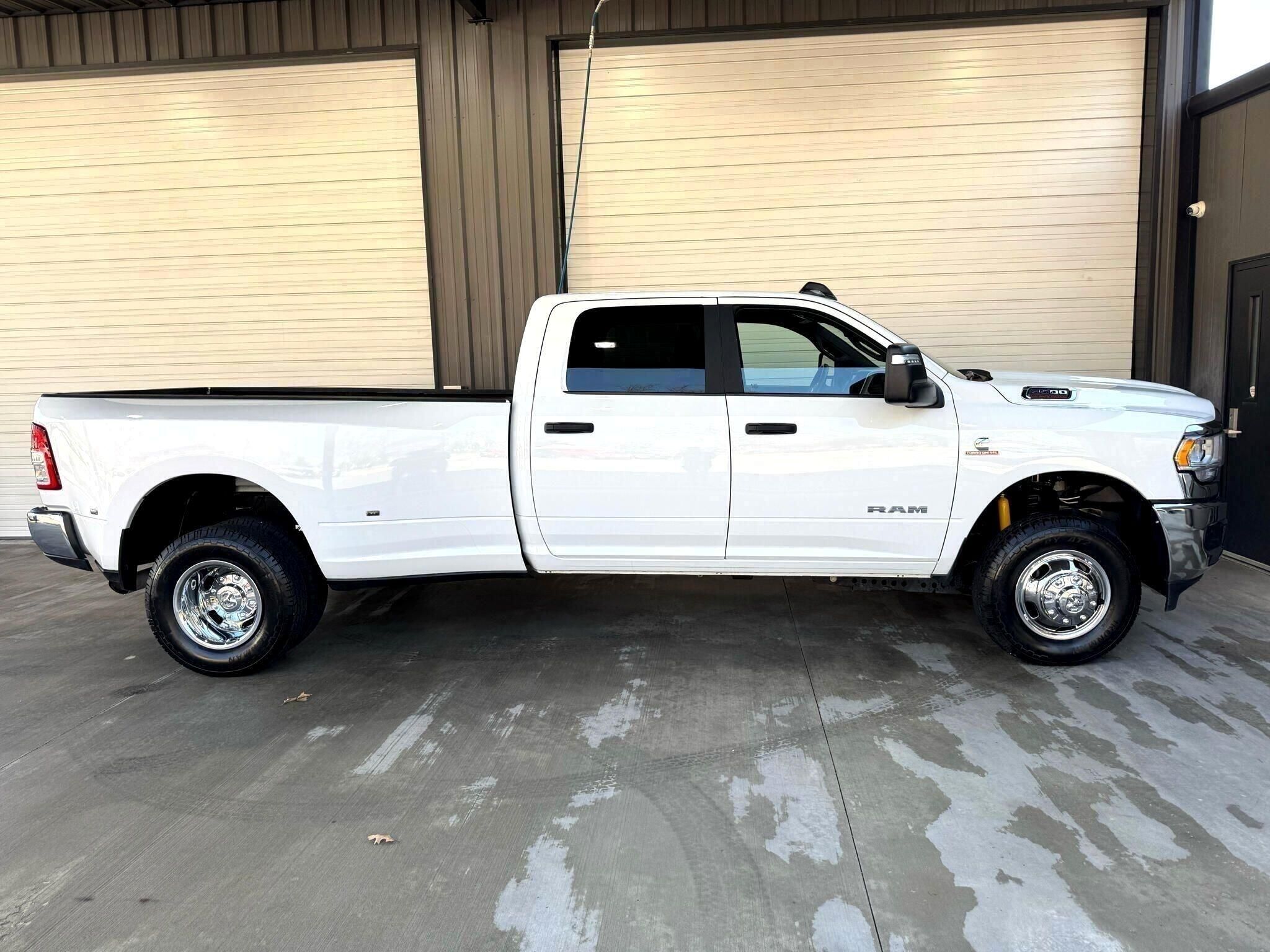 2024 Ram 3500 Big Horn photo 2