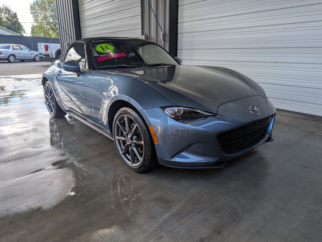 Used 2016 Mazda Mazda MX-5 Miata Grand Touring Convertible