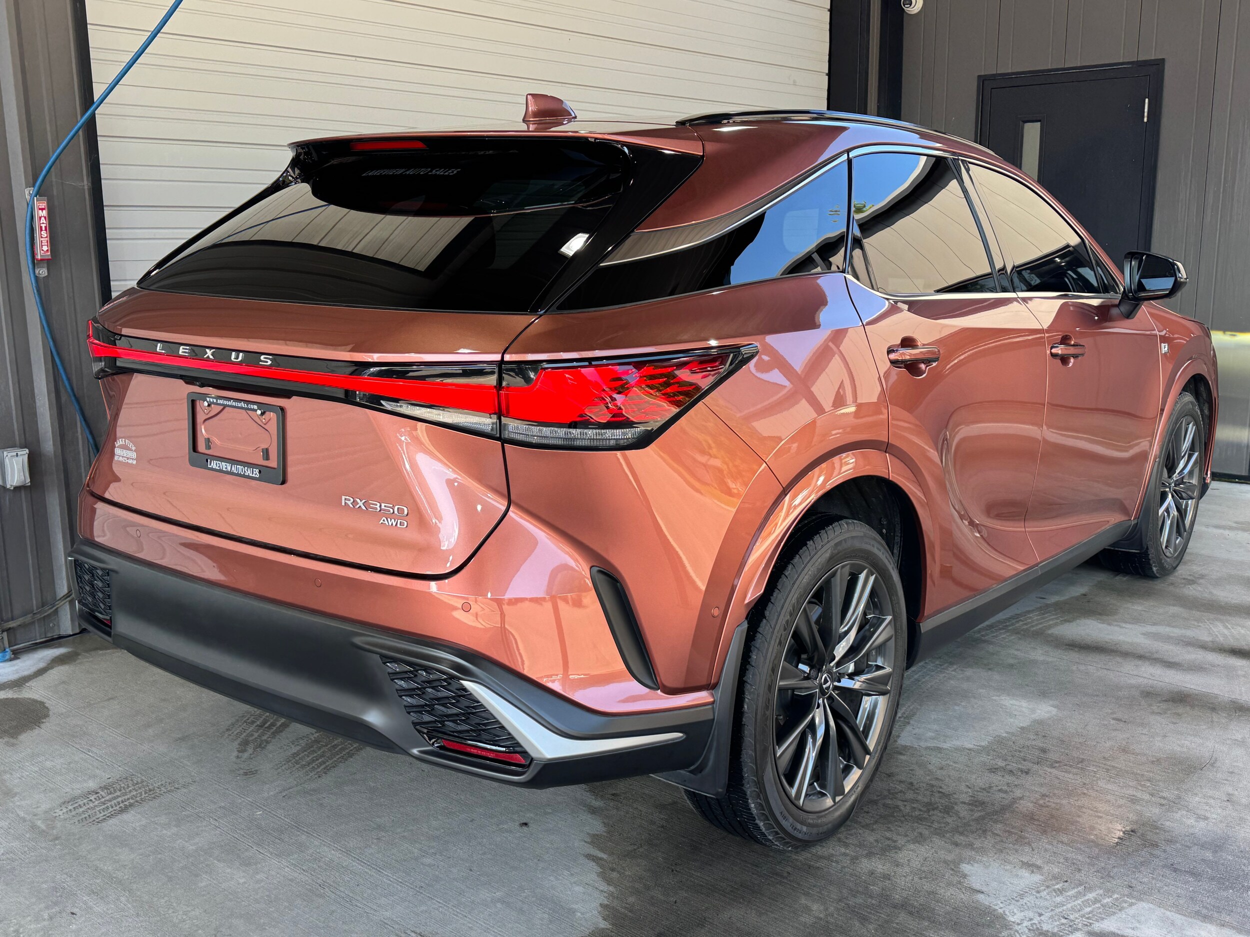 2024 Lexus RX 350 F SPORT photo 3