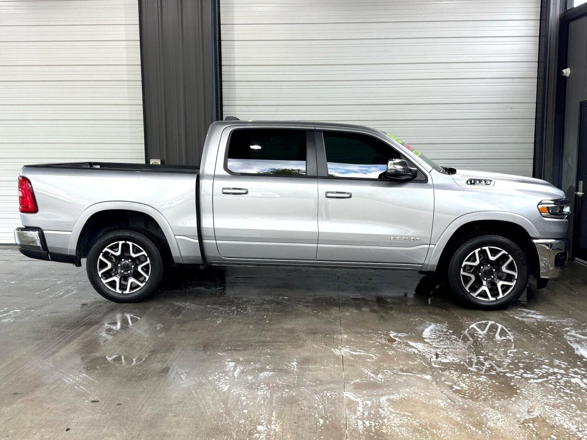 2025 Ram 1500 Laramie photo 2