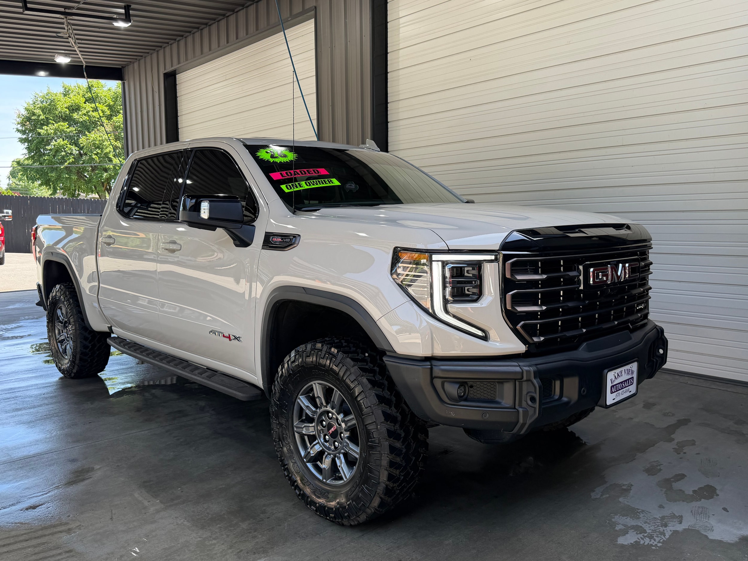 2026 GMC Sierra 4WD Crew Cab Short Box AT4X's photo