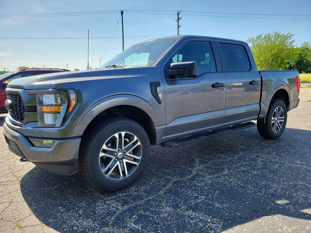 2023 Ford F-150 XL 4x4 SuperCrew 5-1/2 Box's photo